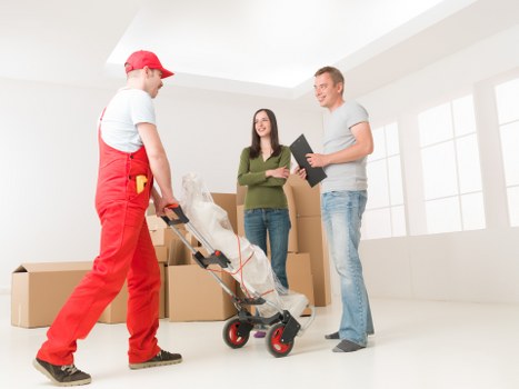 Flexible storage in Petts Wood for household and business items